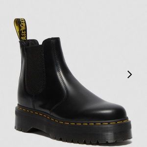 COPY - Dr marten Chelsea quad platform boots